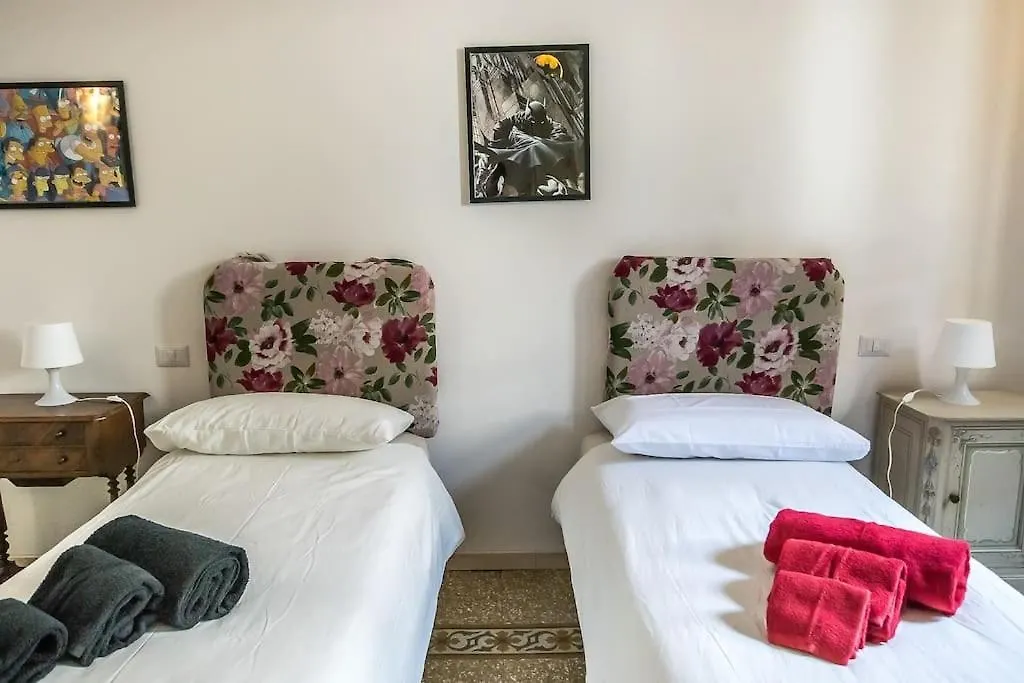 Beautiful Flat In Center Appartement Florence Italië